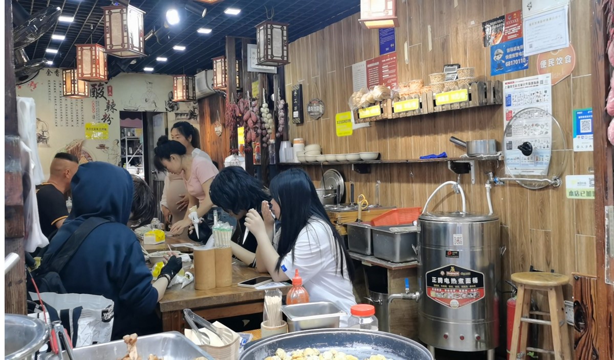 美御品牌策劃對傳統(tǒng)餐飲行業(yè)快餐店營銷策劃市場分析